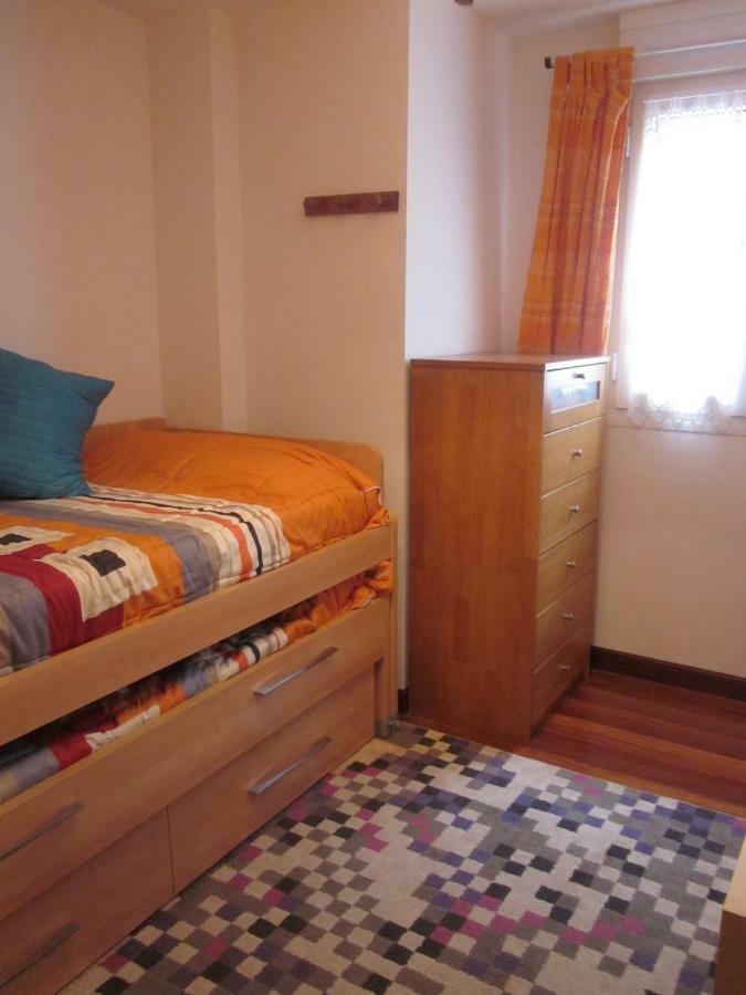Ea Playa Montana45'Guggemhein A 200M Andando Playa Y Del Centro Pueblo Apartment Ea Ngoại thất bức ảnh
