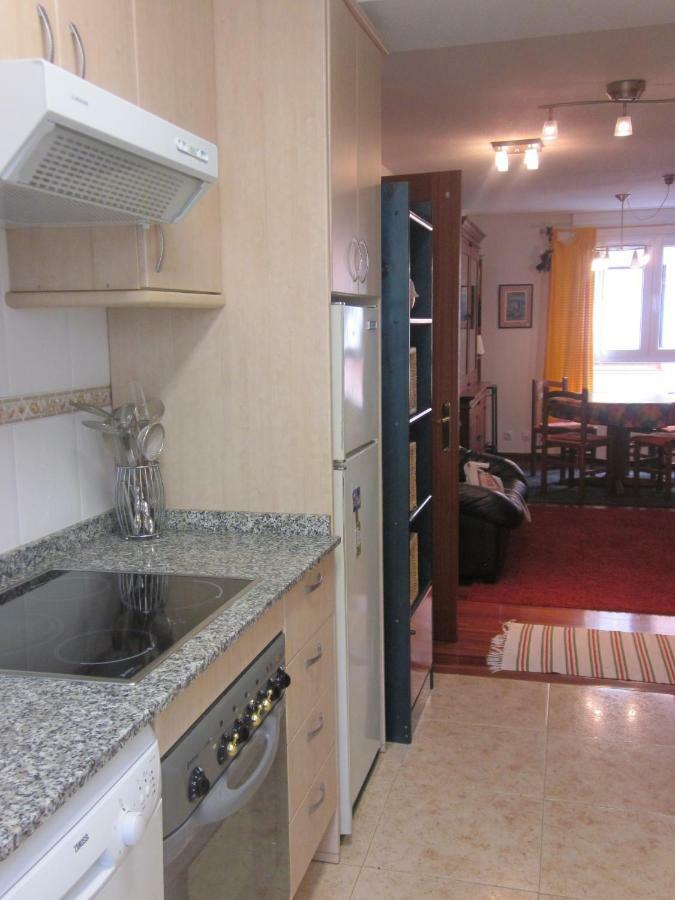 Ea Playa Montana45'Guggemhein A 200M Andando Playa Y Del Centro Pueblo Apartment Ea Ngoại thất bức ảnh